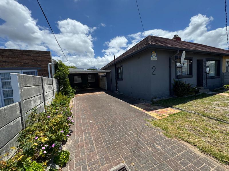4 Bedroom Property for Sale in Athlone Western Cape